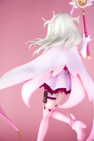 Fate/kaleid liner 魔法少女☆伊莉雅 Prisma☆Phantasm 伊莉雅斯菲尔·冯·爱因兹贝伦