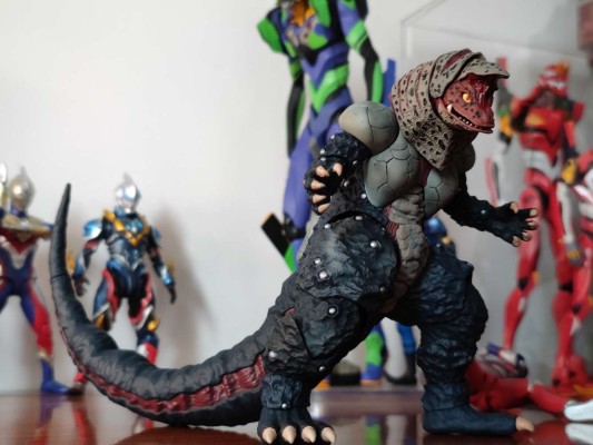 S.H.Figuarts  哥尔赞