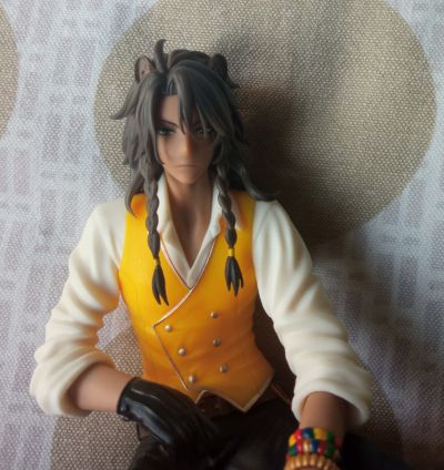 迪士尼 扭曲仙境 雅座高人 Leona Kingscholar