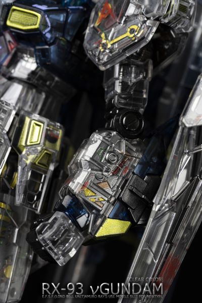 RG 机动战士高达 逆袭的夏亚 MSV 重武装型Nu高达 [透明配色]