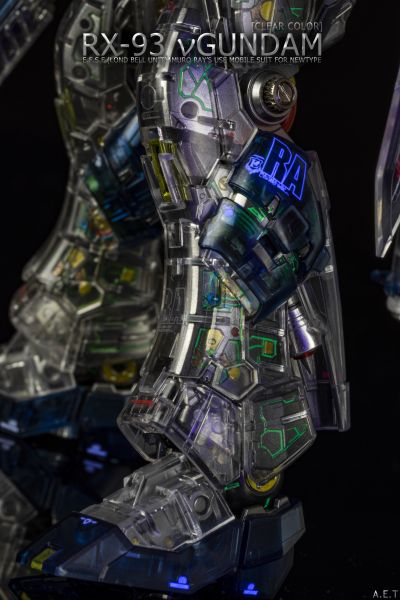 RG 机动战士高达 逆袭的夏亚 MSV 重武装型Nu高达 [透明配色]