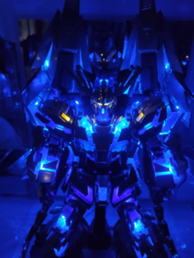 PG  机动战士高达独角兽(UC): 七十二分之一 RX-0 独角兽高达3号机 凤凰/菲尼克斯