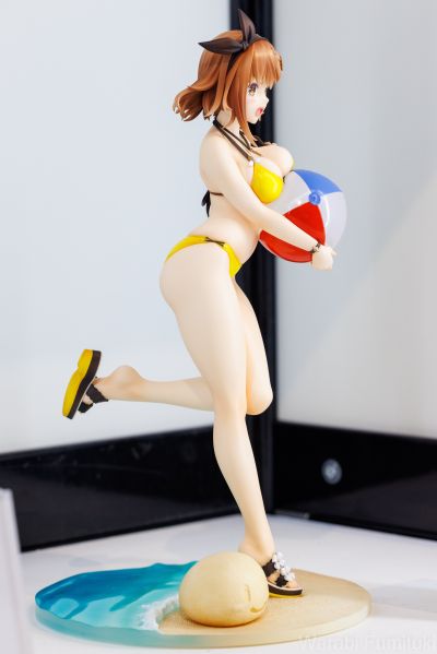 莱莎的炼金工房2：失落的传说与秘密妖精  莱莎 (莱莎琳·斯托特) 泳装造型