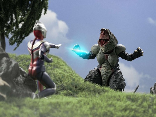 S.H.Figuarts  哥尔赞