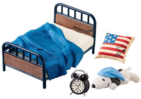 花生漫画  史努比的微观世界