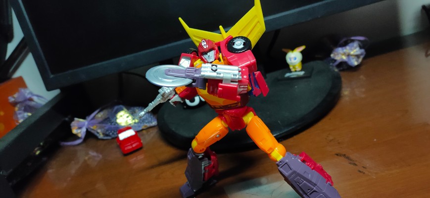 变形金刚玩具 经典电影系列 86-04 航行家级 变形金刚大电影 汽车人 热破