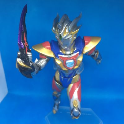 S.H.Figuarts  泽塔奥特曼 德尔塔天爪