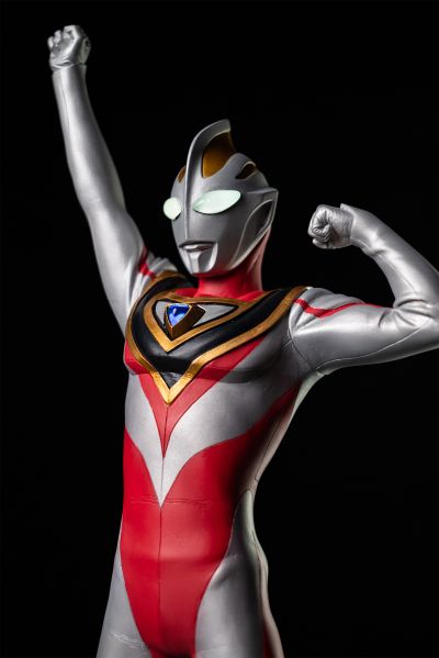 真的杰作系列PLUS 盖亚奥特曼V2 登场造型