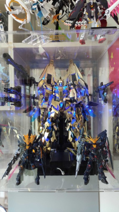 PG  机动战士高达独角兽(UC): 七十二分之一 RX-0 独角兽高达3号机 凤凰/菲尼克斯