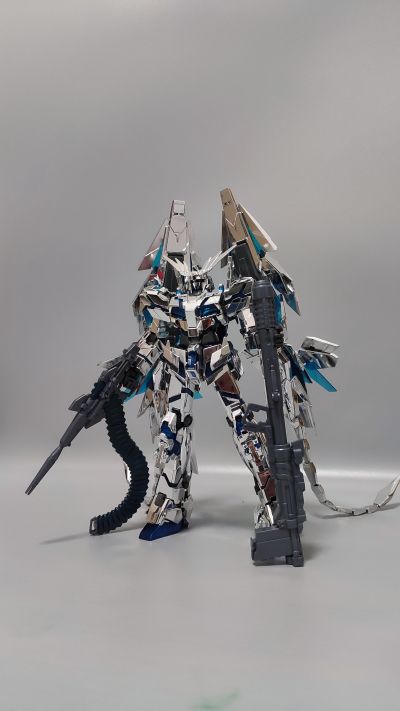 MG 1/100 机动战士高达UC RX-0 独角兽高达3号机 菲尼克斯