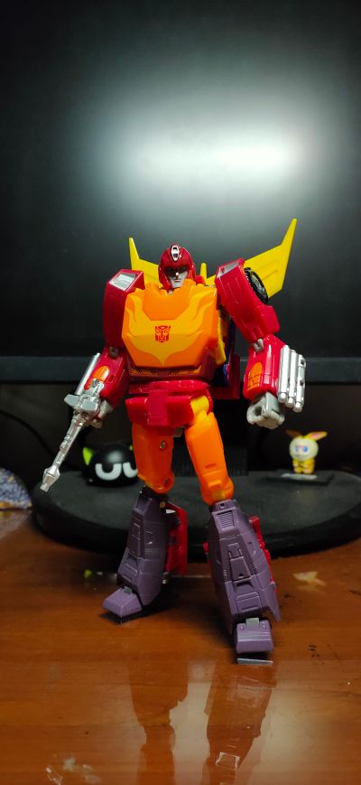 变形金刚玩具 经典电影系列 86-04 航行家级 变形金刚大电影 汽车人 热破