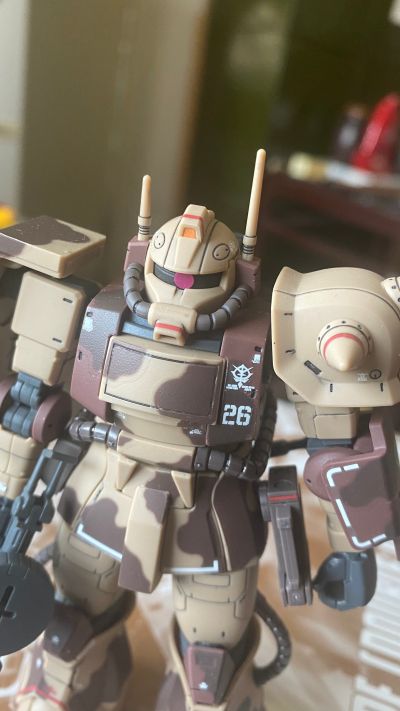 HG  机动战士高达 起源 MSD  沙漠型扎古 (双天线规格)