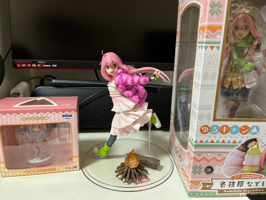 摇曳露营△ 各务原抚子