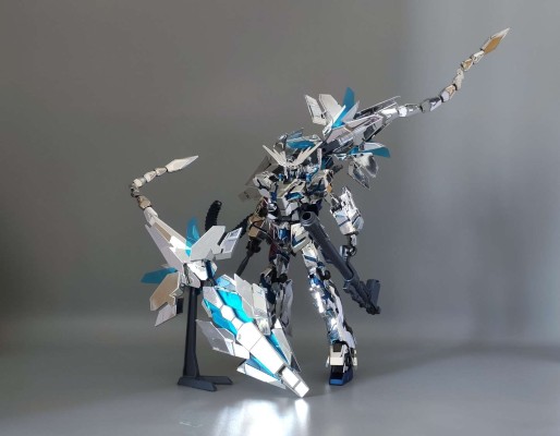 MG 1/100 机动战士高达UC RX-0 独角兽高达3号机 菲尼克斯