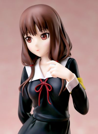 辉夜大小姐想让我告白～天才们的恋爱头脑战～ 伊井野弥子