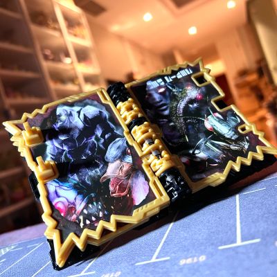 假面骑士圣刃 DX全知全能之力 与 魔导奇幻驱动书 加  破灭驱动器腰带