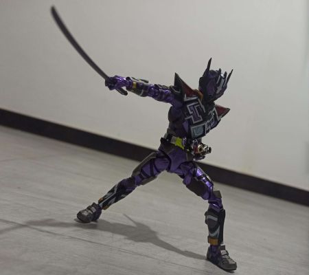 S.H.Figuarts 假面骑士零一 外传 假面骑士灭亡迅雷 假面骑士灭亡迅雷