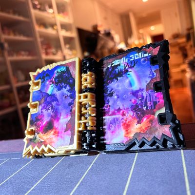 假面骑士圣刃 DX全知全能之力 与 魔导奇幻驱动书 加  破灭驱动器腰带