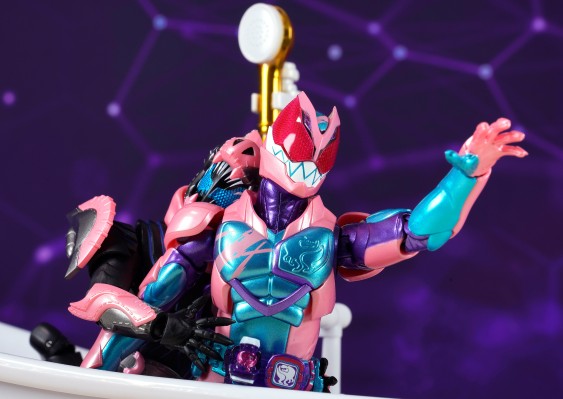 S.H.Figuarts  假面骑士利维 暴龙基因