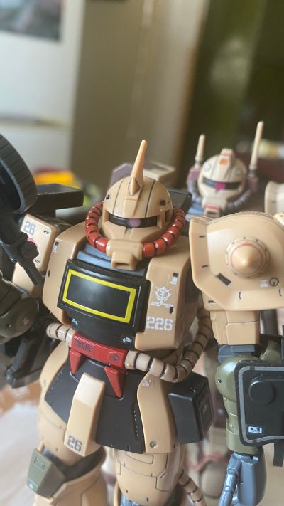 HG  机动战士高达 起源 MSD  沙漠型扎古 (双天线规格)