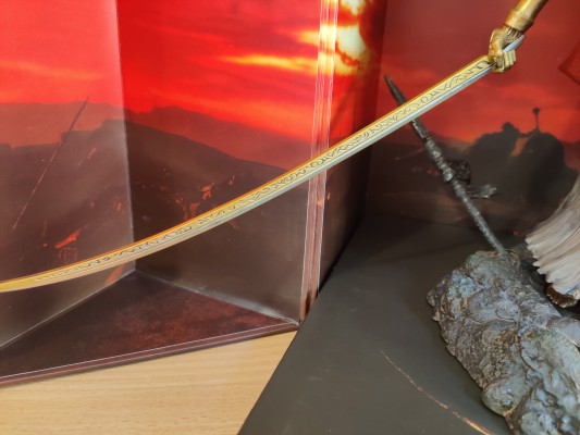 艾尔登法环 实体限定版 “米凯拉的锋刃”玛莲妮亚