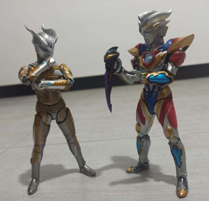 S.H.Figuarts  终极赛罗闪耀型