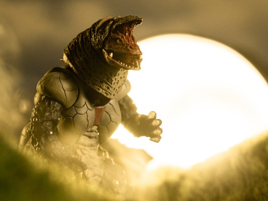 S.H.Figuarts  哥尔赞