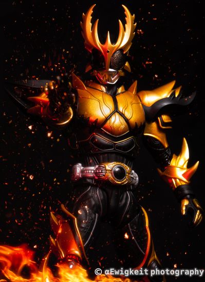 S.H.Figuarts(真骨雕制法)  假面骑士帝骑系列  假面骑士空我 升华究极形态