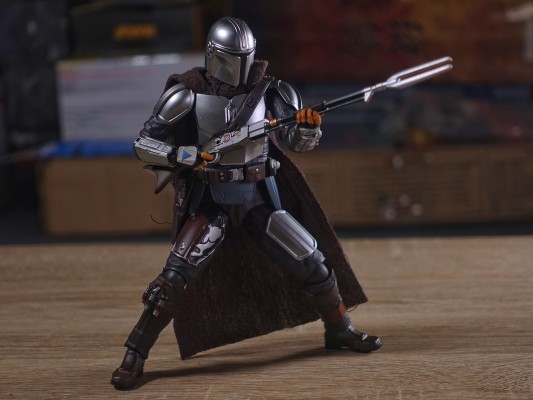 MAFEX 编号129 星球大战：曼达洛人 曼达洛人