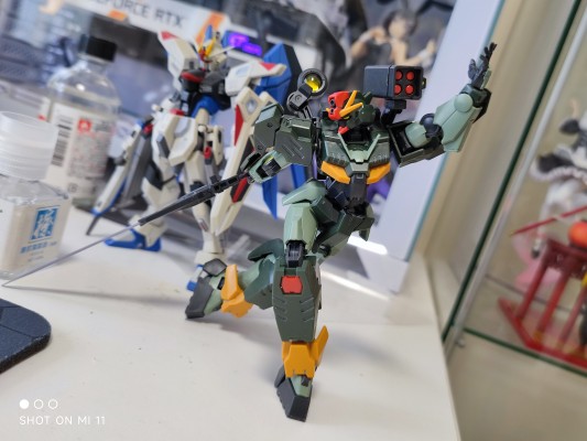 HG 1/144  量子型00指挥官高达