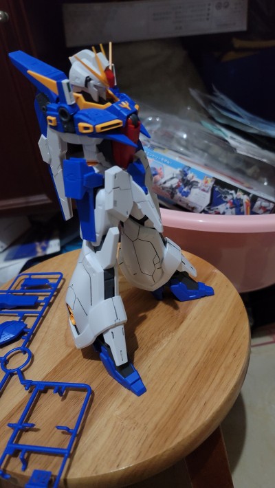 RE 1/100 白龙高达