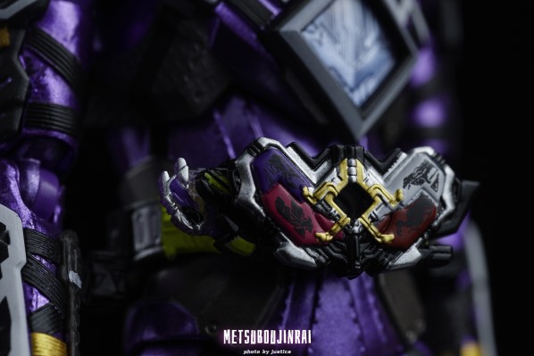 S.H.Figuarts 假面骑士零一 外传 假面骑士灭亡迅雷 假面骑士灭亡迅雷