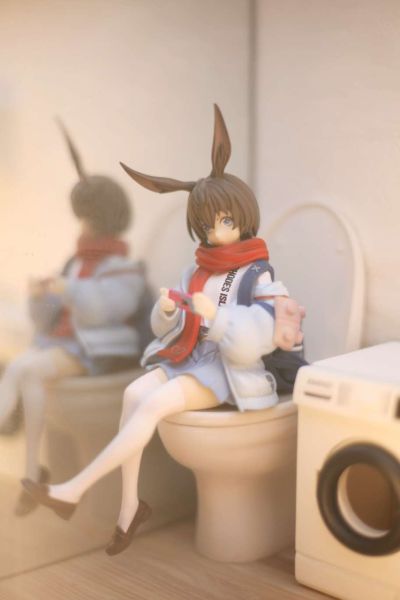 压泡面手办 明日方舟 阿米娅 -能量联结-