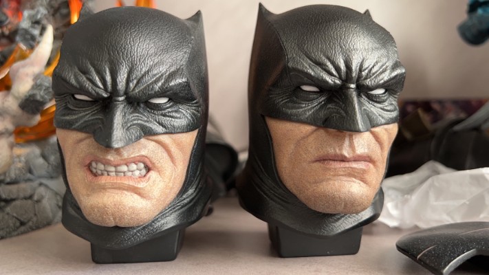 MMDCDK3-01BL  黑暗骑士3：大师赛 蝙蝠侠 黑色版