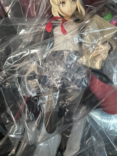 命运-冠位指定 剑士-阿尔托莉雅·潘德拉贡 [Alter] 英灵旅装版