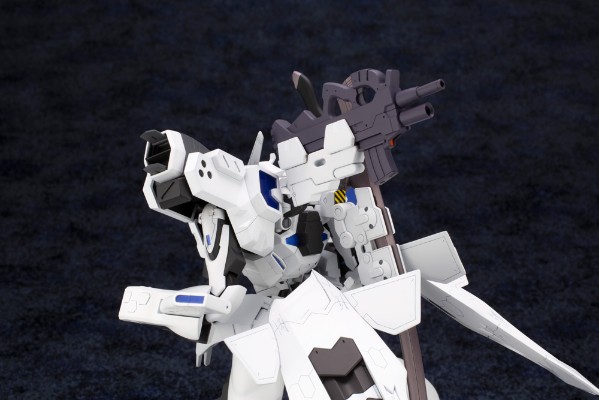 Muv-Luv Alternative Total Eclipse 不知火・二型 勇哉·布里吉斯机 1.5版