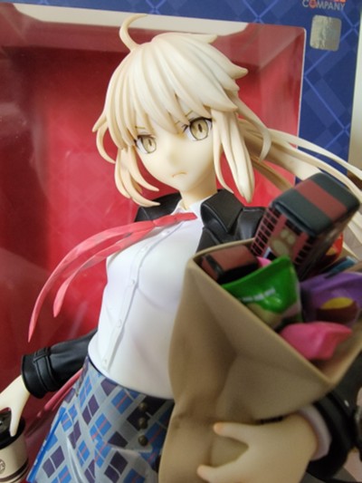 命运-冠位指定 剑士-阿尔托莉雅·潘德拉贡 [Alter] 英灵旅装版