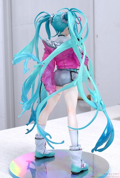 初音未来 with SOLWA