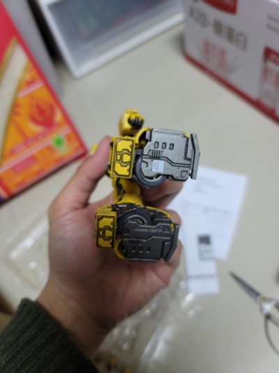 3Z0284 MDLX系列 变形金刚 大黄蜂