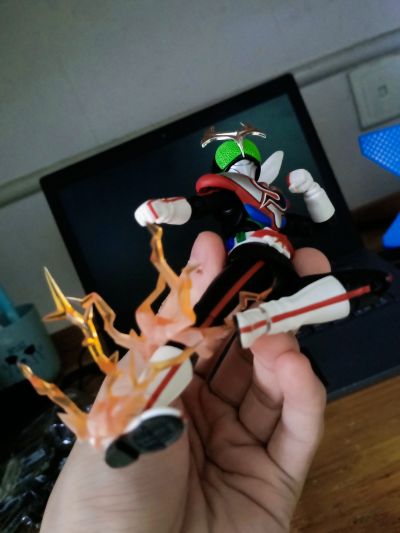 S.H.Figuarts  假面骑士强人+甲律摩托（暂译）