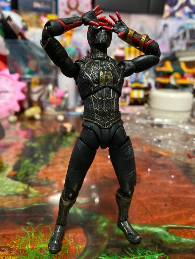S.H.Figuarts  蜘蛛侠：英雄无归 蜘蛛侠 [黑金战衣]
