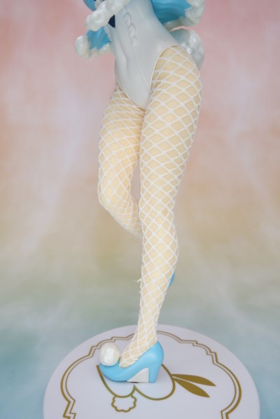 BiCute Bunnies VOCALOID 初音未来 白兔女郎  (珠光色)