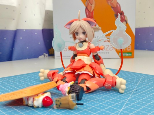 装甲娘 LBCS：地缚喵 小樱亚美