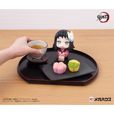 Look up 鬼灭之刃 真菰