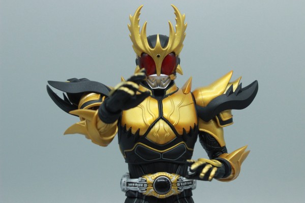 S.H.Figuarts(真骨雕制法)  假面骑士帝骑系列  假面骑士空我 升华究极形态