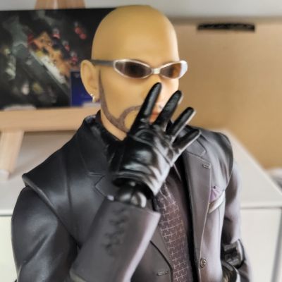 PlayArts改 最终幻想VII 重制版 雷诺