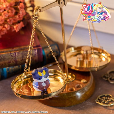 巨大化美少喵战士 代表月亮惩罚你喵！2