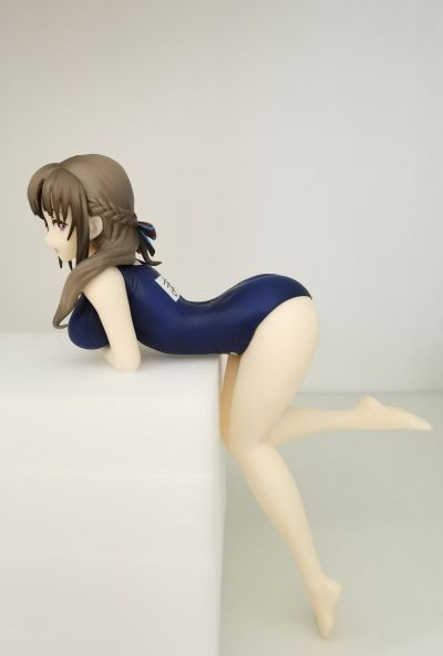 压泡面手办 普通攻击是全体二连击，这样的妈妈你喜欢吗? 大好真真子