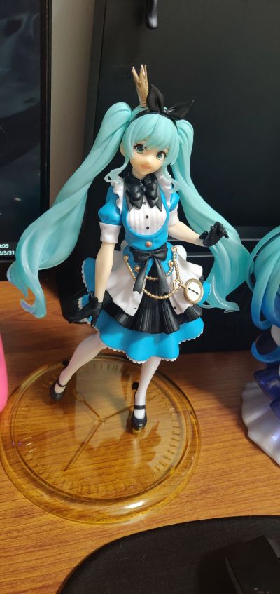 艺术家杰作  初音未来 爱丽丝公主