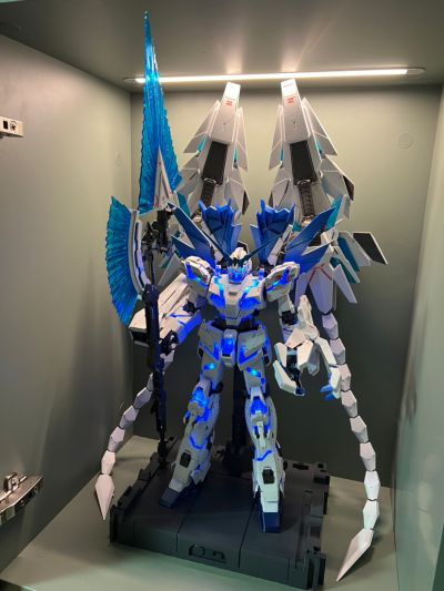 PG 1/60  完美独角兽高达